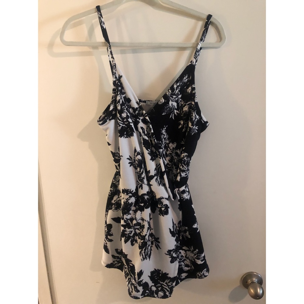 Urban Outfitters Black and White Small Romper